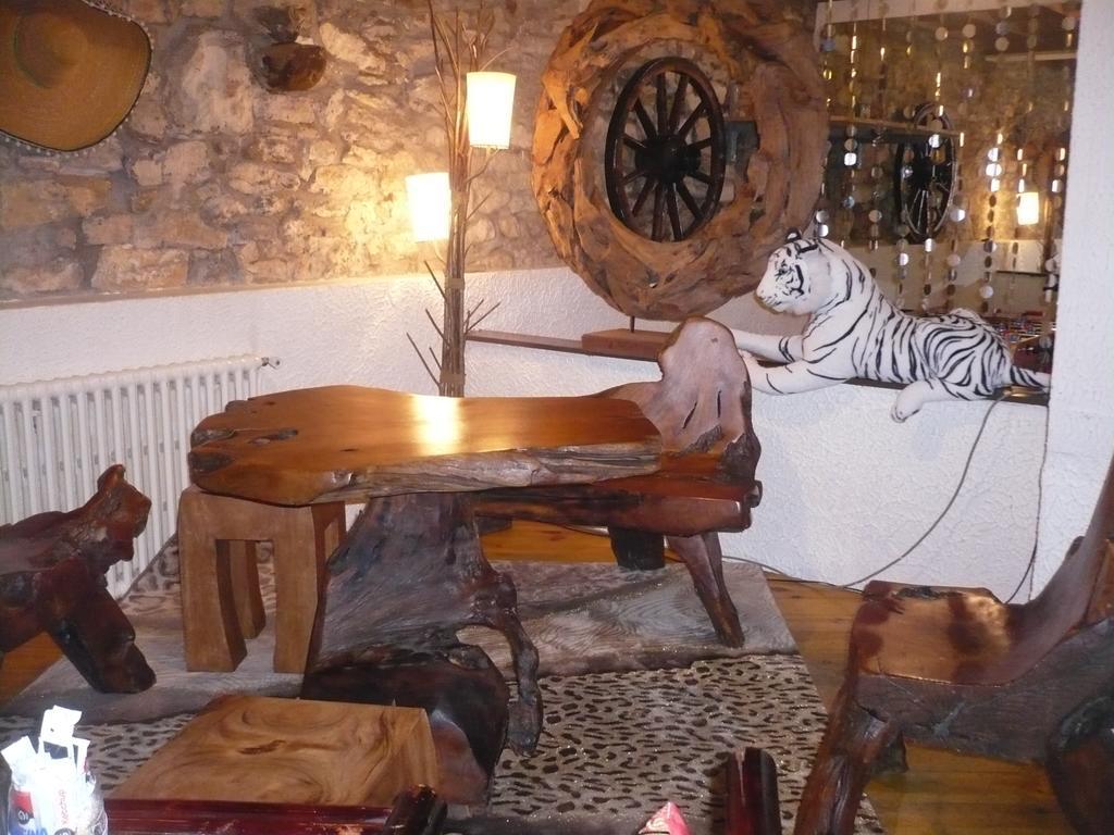 Hotel Bon Accueil Oyonnax Luaran gambar