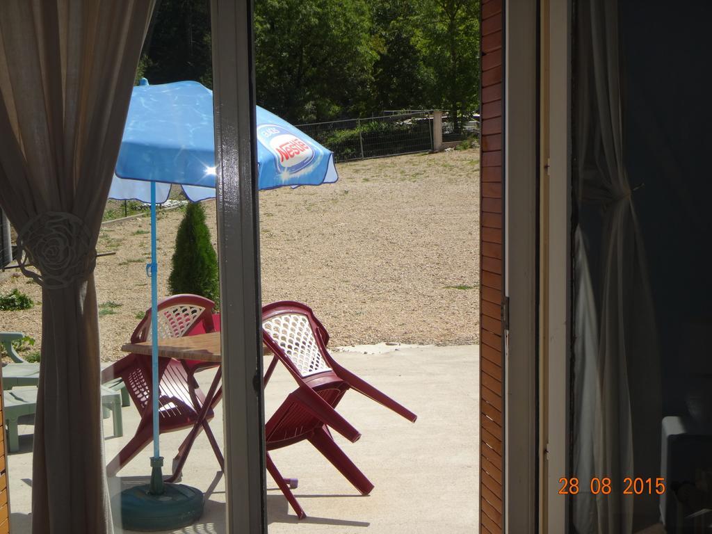 Hotel Bon Accueil Oyonnax Bilik gambar