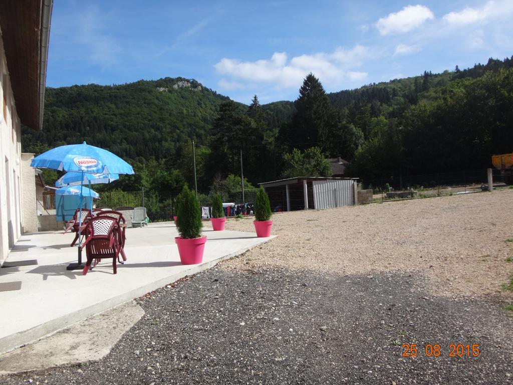 Hotel Bon Accueil Oyonnax Luaran gambar