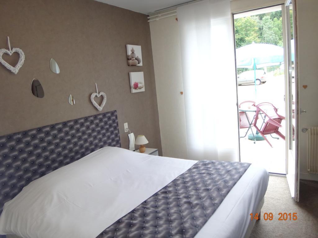 Hotel Bon Accueil Oyonnax Bilik gambar