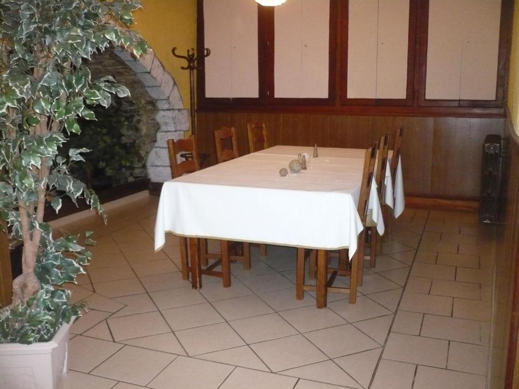 Hotel Bon Accueil Oyonnax Luaran gambar